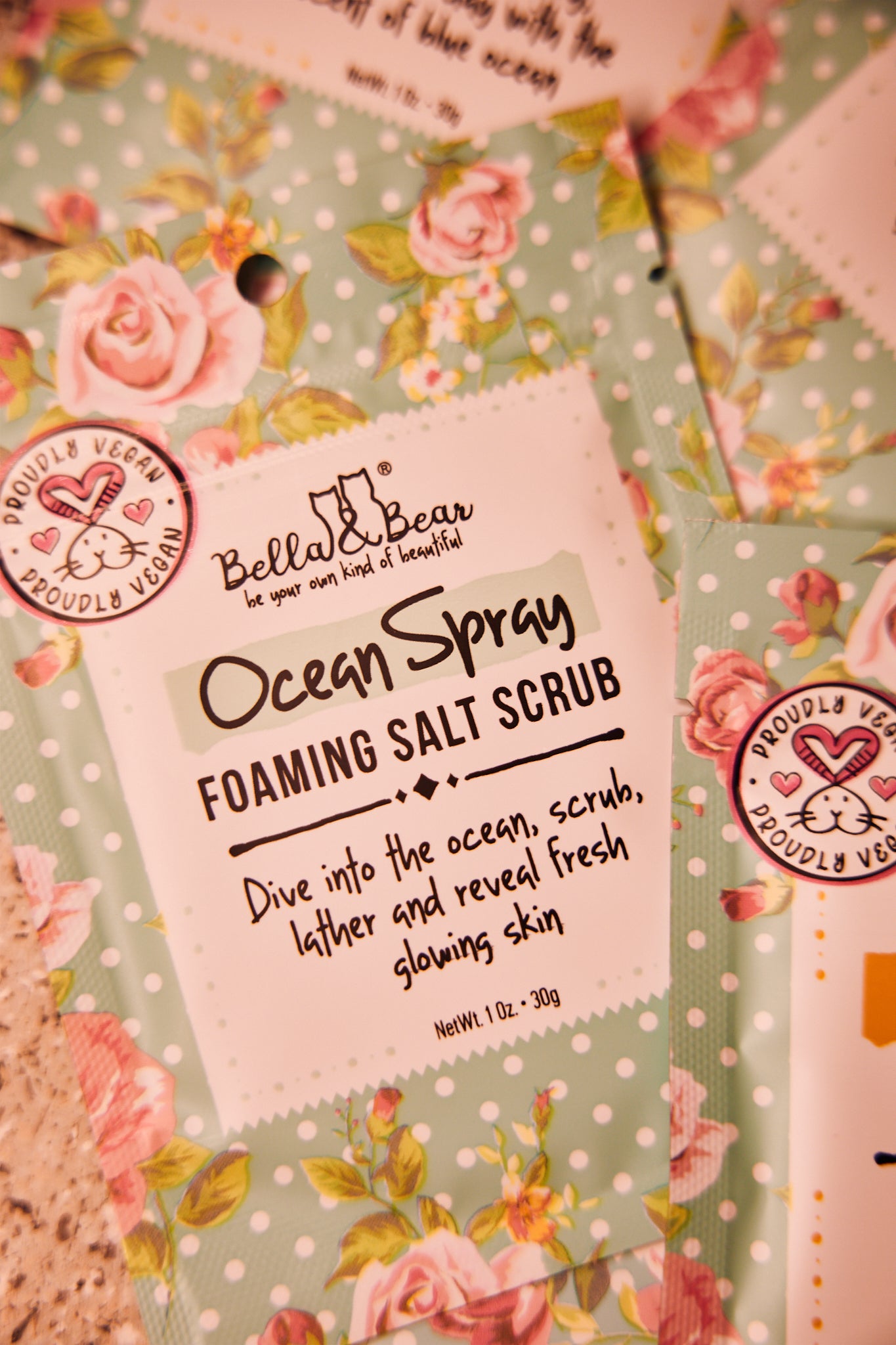 Tropical Travel Pack