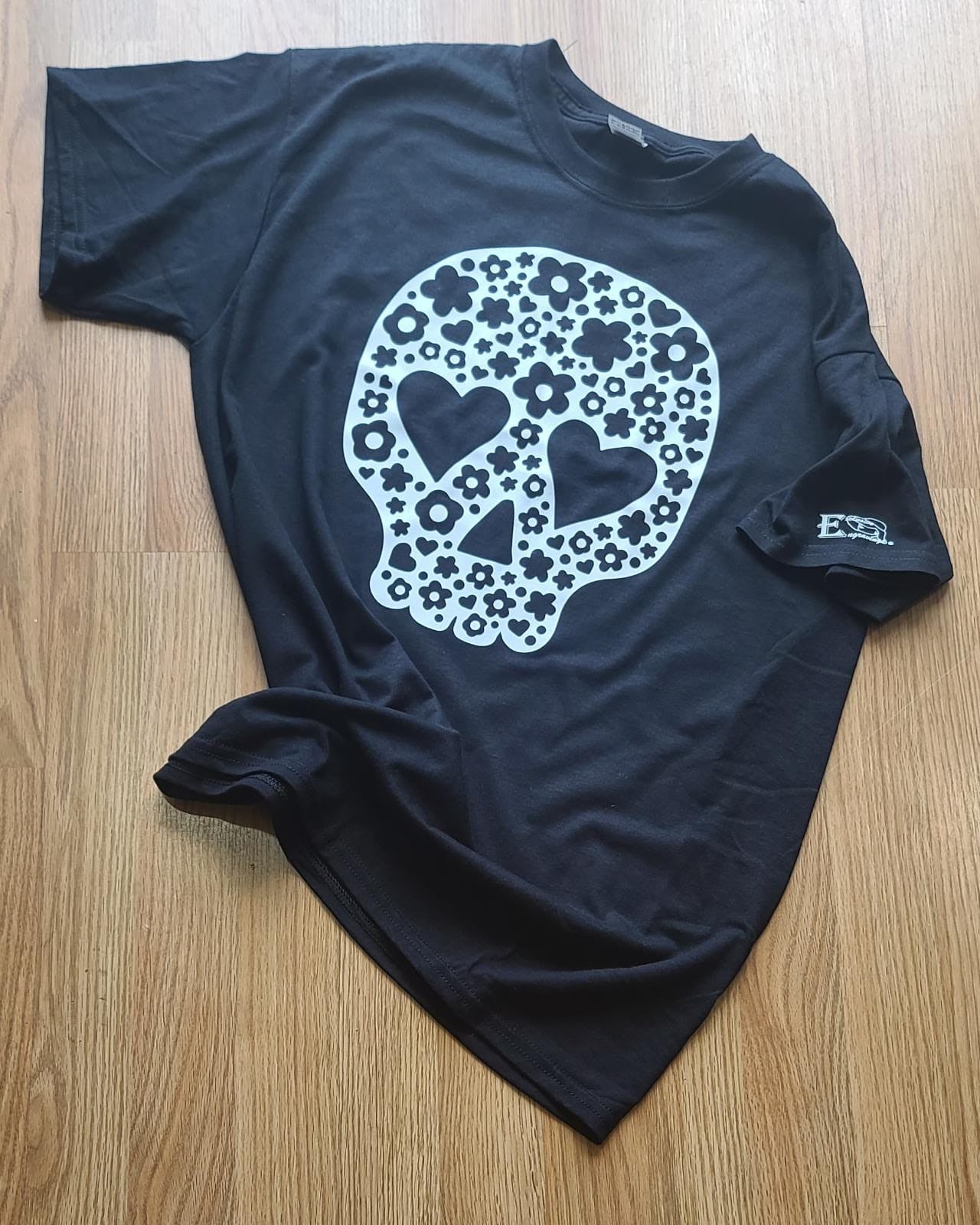 Heart and Flower Skull T-shirt